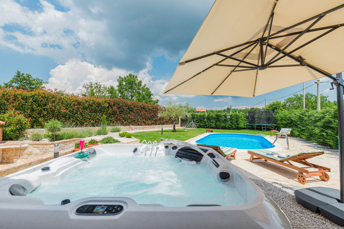 The majestic exterior, Villa Nonni - Authentic Stone House with a private pool in Istria, Croatia Vi&scaron;njan