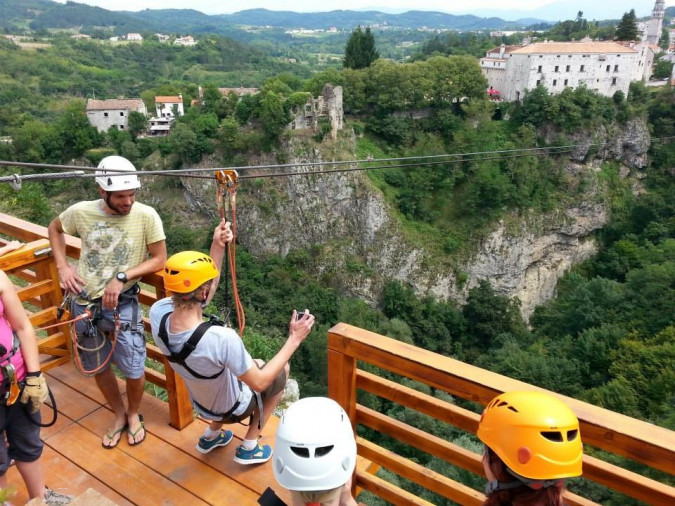 ZIP LINE - Pazinska jama, Villa Nonni - Authentic Stone House with a private pool in Istria, Croatia Vi&scaron;njan