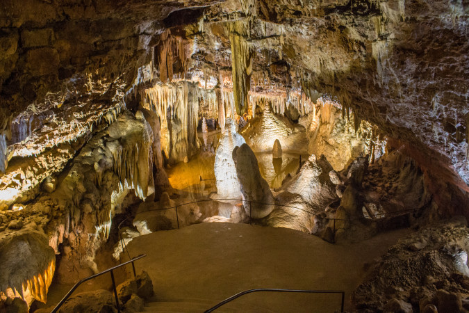 Baredine cave, Villa Nonni - Authentic Stone House with a private pool in Istria, Croatia Vi&scaron;njan