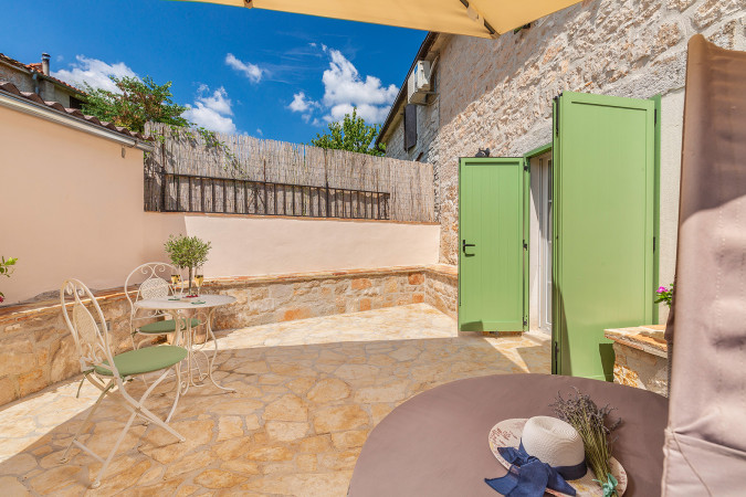 The majestic exterior, Villa Nonni - Authentic Stone House with a private pool in Istria, Croatia Vi&scaron;njan