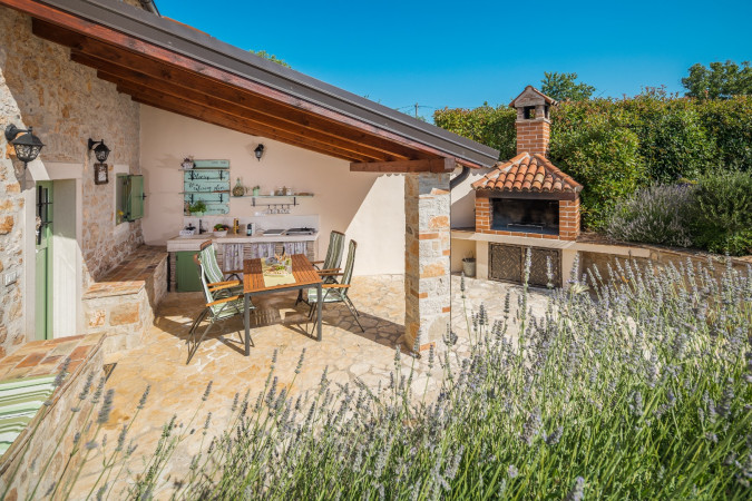 Villa Nonni - Authentic Stone House with a private pool in Istria, Croatia Vi&scaron;njan