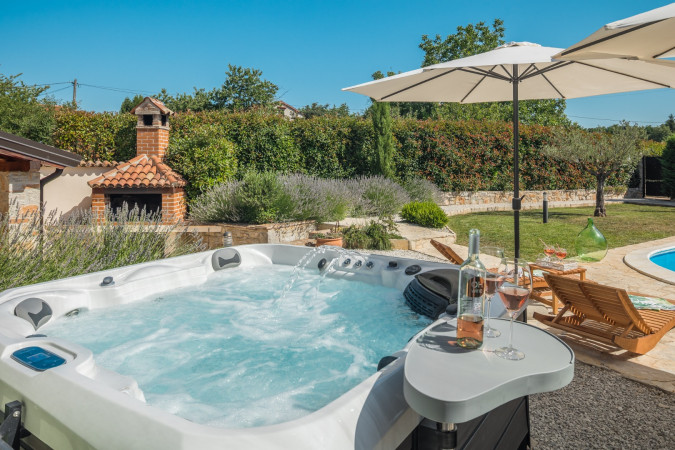 Villa Nonni - Authentic Stone House with a private pool in Istria, Croatia Vi&scaron;njan